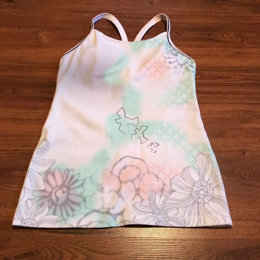 Lululemon Tri Y Tank in Spring Mint Bird Size 6